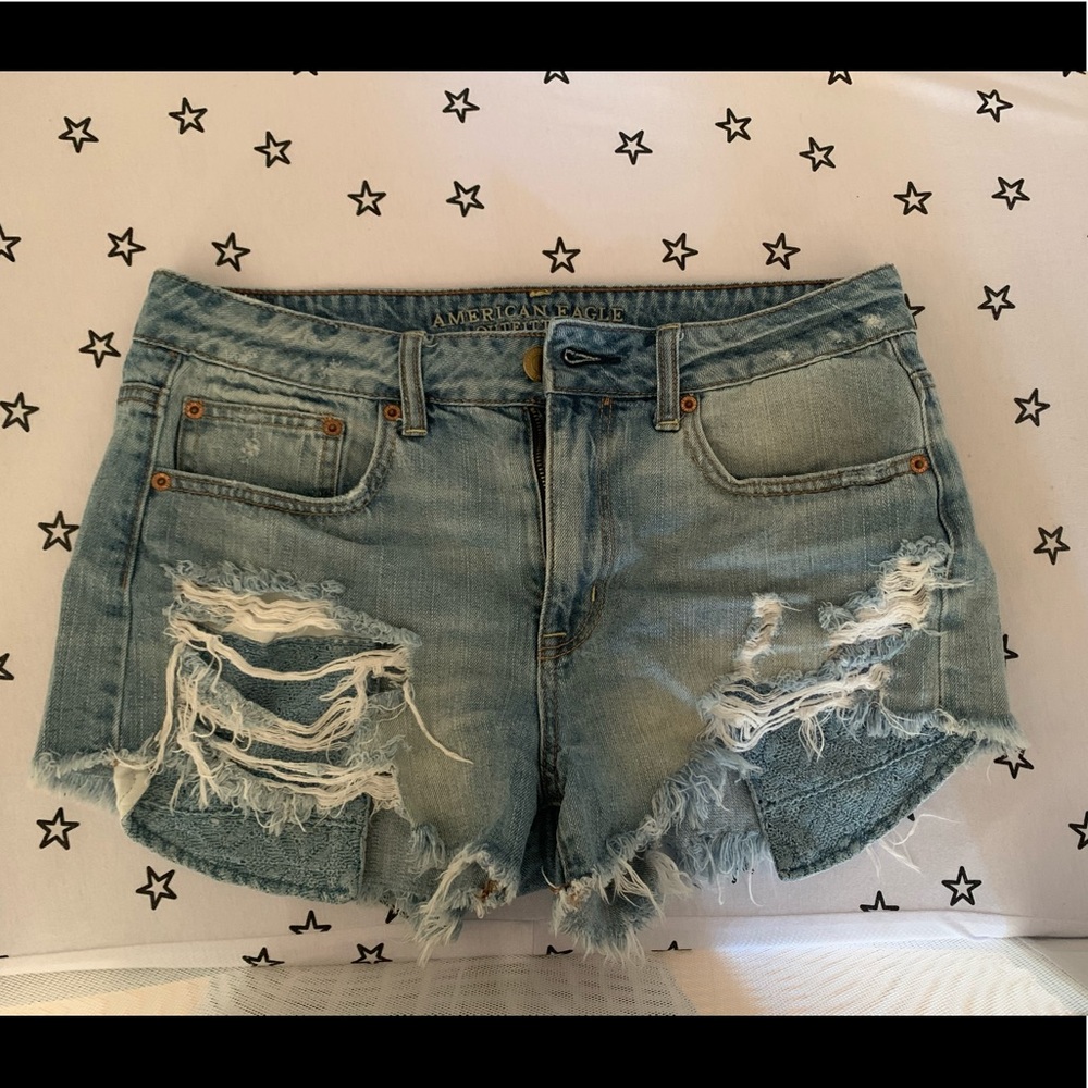 American Eagle High Rise Festival Shorts
